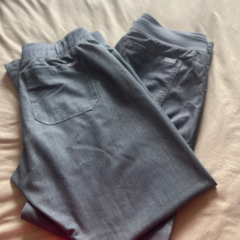 Figs scrubs pants 2 pairs